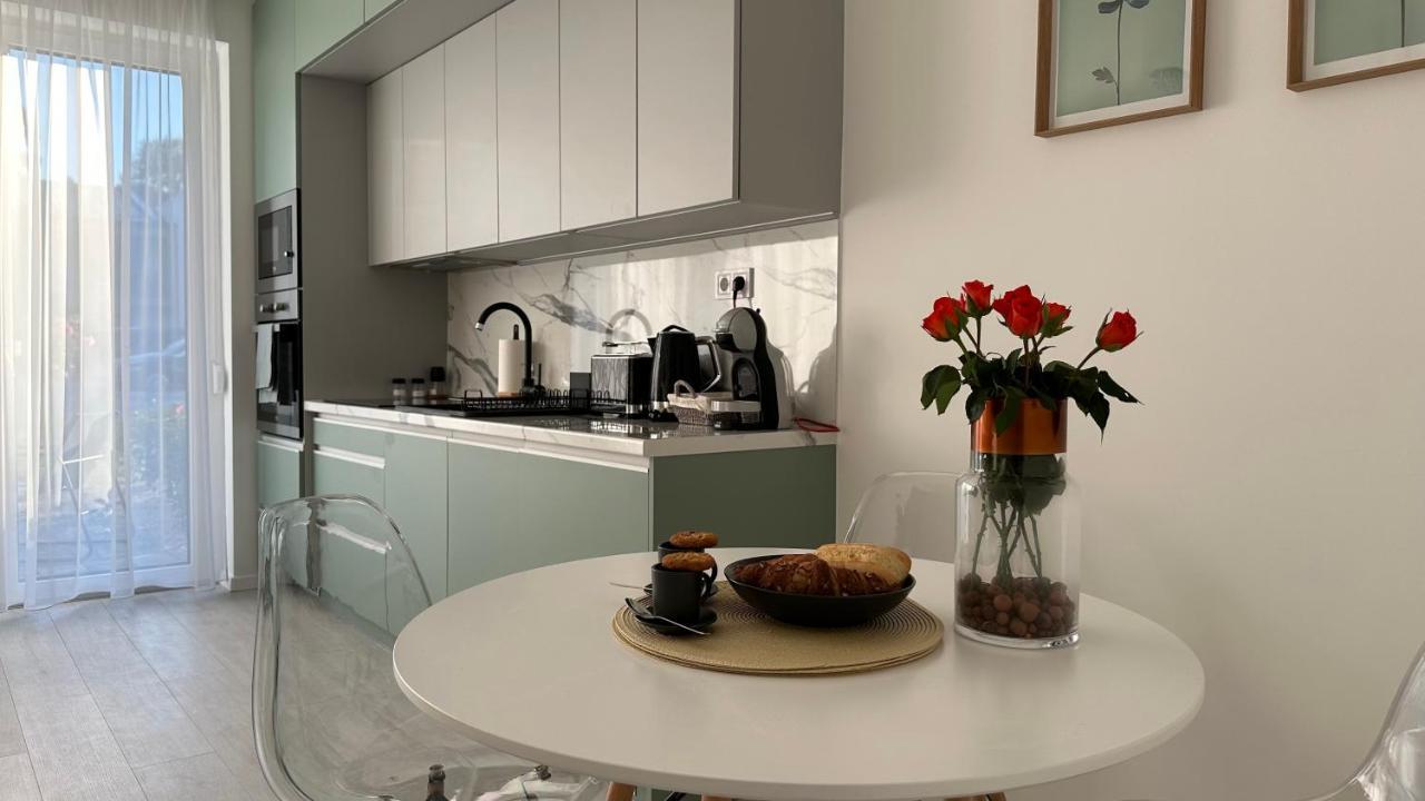 Linden Apartman 001 - Adults Only Mosonmagyaróvár Eksteriør bilde