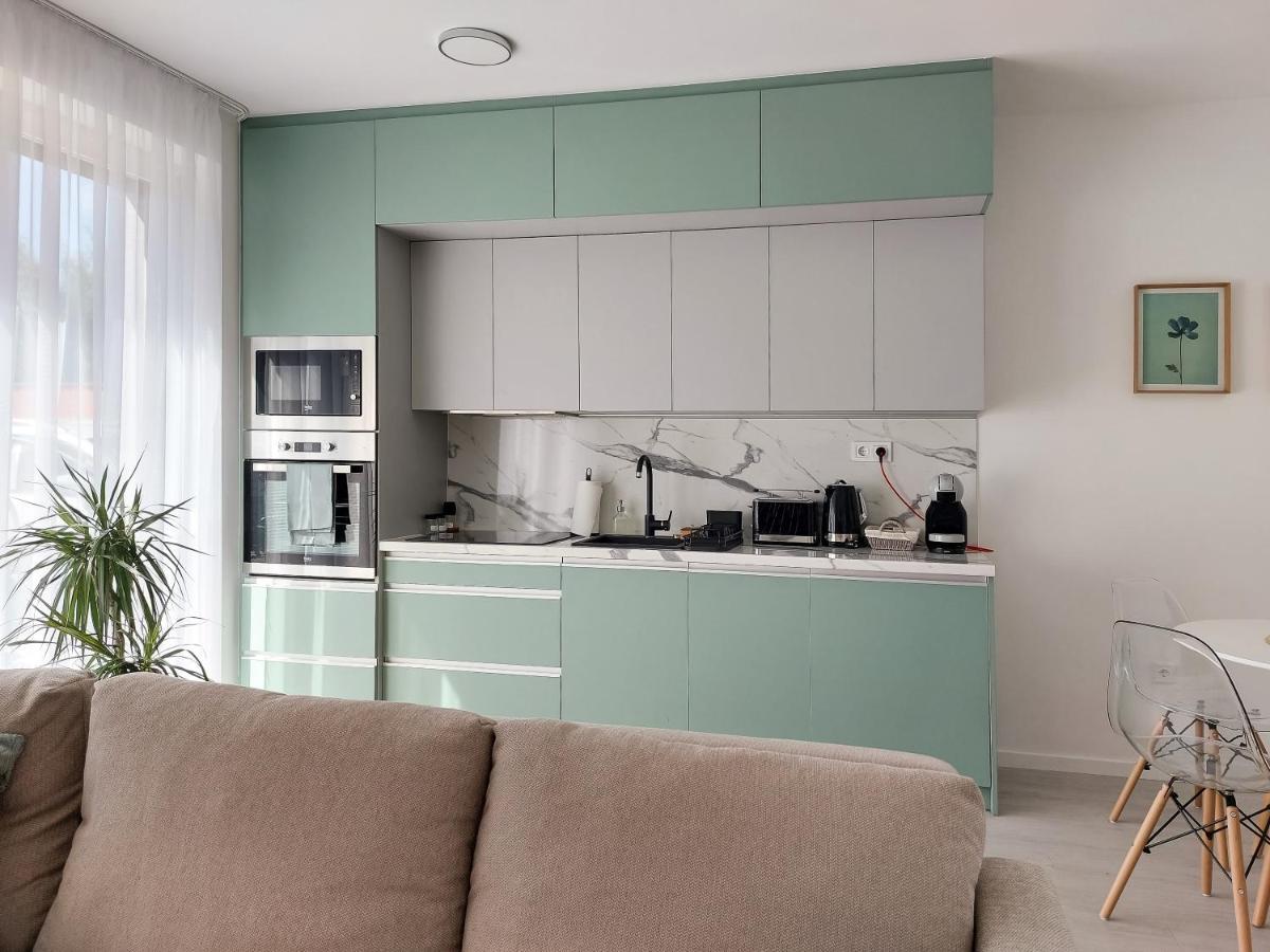 Linden Apartman 001 - Adults Only Mosonmagyaróvár Eksteriør bilde